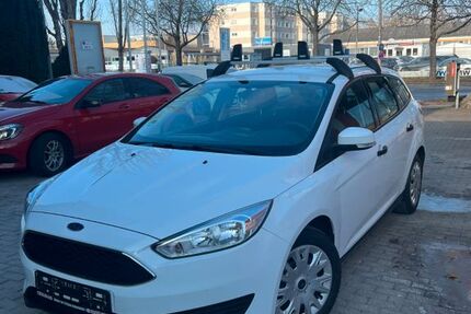 Ford Focus 76.200 km 5.999 &euro; Sindelfingen 71065