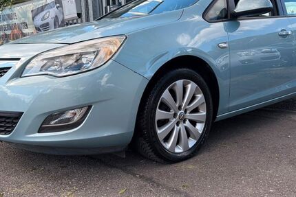 Opel Astra 104.000 km 3.950 &euro; LUDWIGSBURG 71642