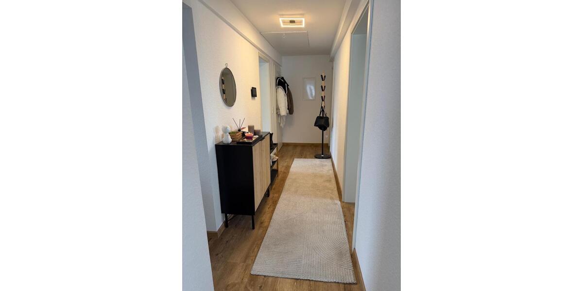 Dachgeschoßwohnung Jettingen - 3 Zimmer, 66 m&sup2;, 1.250&euro; | Angebot:26458282
