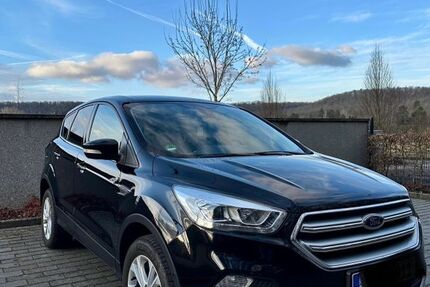 Ford Kuga 92.000 km 13.500 &euro; Leonberg 71229