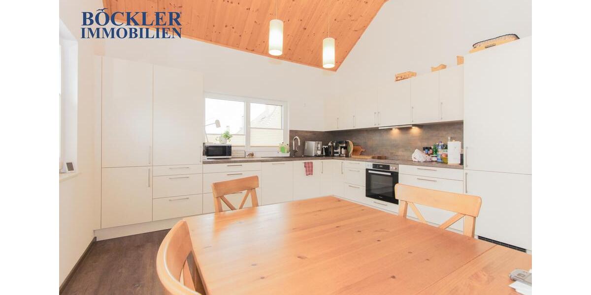 Etagenwohnung Pforzheim Büchenbronn - 5 Zimmer, 150 m&sup2;, 1.530&euro; | Angebot:26567688