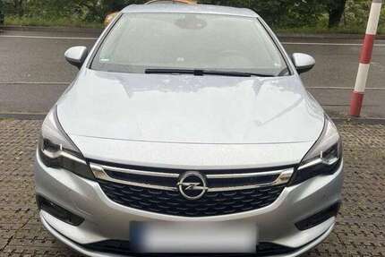 Opel Astra 13.000 km 15.000 &euro; stuttgart 70435