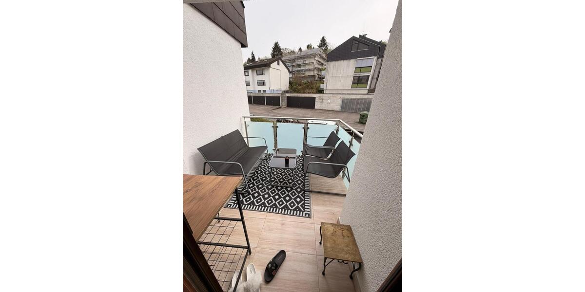 Reihenhaus Stuttgart Hedelfingen - 7 Zimmer, 125 m&sup2;, 630.000&euro; | Angebot:27546673