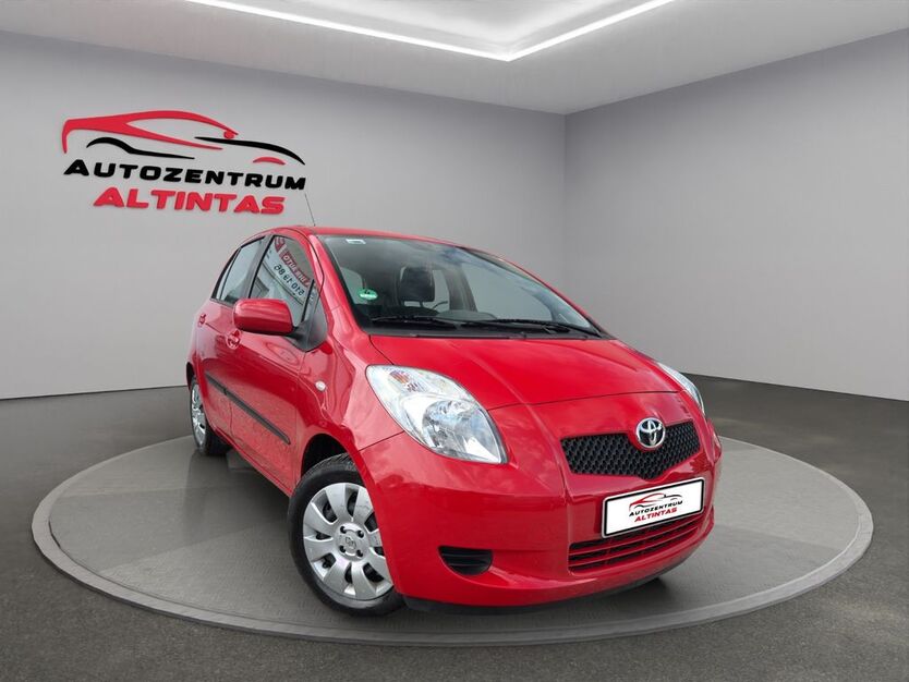 Toyota Yaris 52.000 km 5.750 € Holzgerlingen 71088