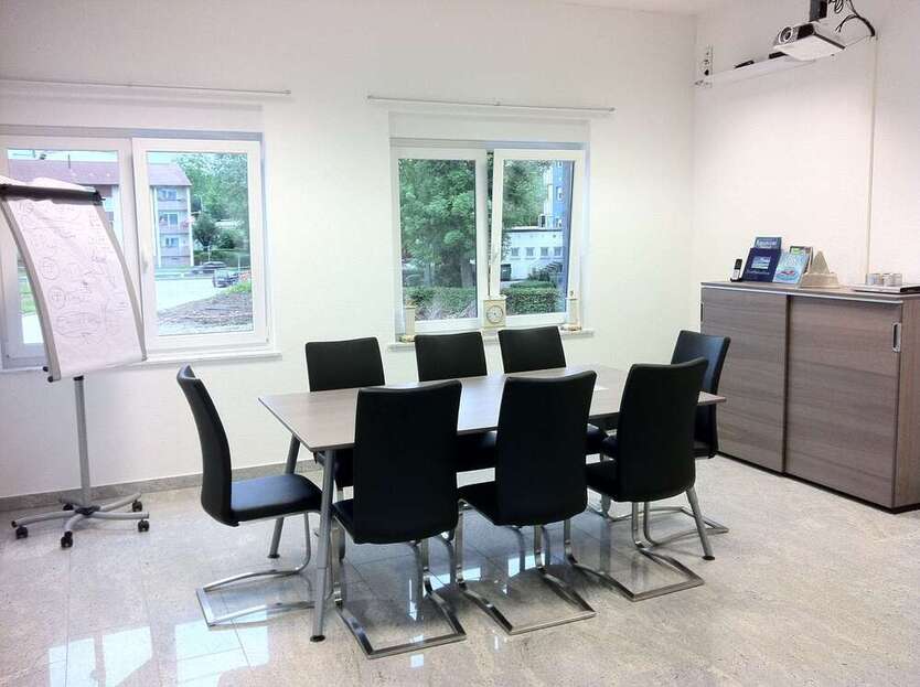 Büro in Stuttgart 1.600 € 81 m²