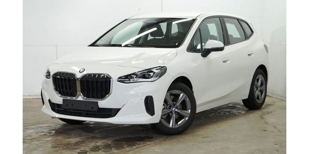 BMW 220 Active Tourer 18.500 km 32.290 € Böblingen 71032
