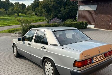 Mercedes-Benz 190 153.135 km 9.999 € Remseck 71686