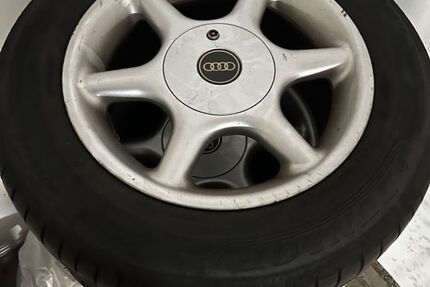 Audi 80 277.000 km 700 &euro; Filderstadt 70794