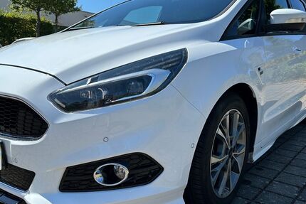 Ford S-Max 121.000 km 10.900 &euro; Remseck am Neckar 71686