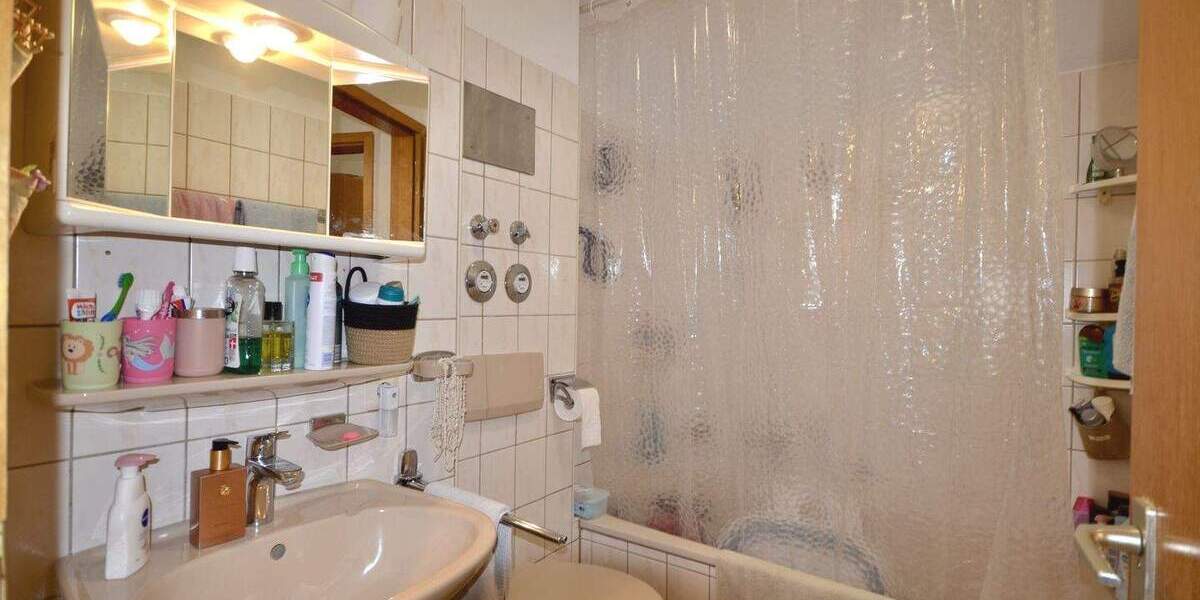 Etagenwohnung Vaihingen Vaihingen an der Enz - 3 Zimmer, 61 m&sup2;, 220.000&euro; | Angebot:24528833