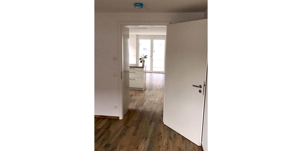 Etagenwohnung Nufringen - 3 Zimmer, 85 m&sup2;, 1.300&euro; | Angebot:26477334
