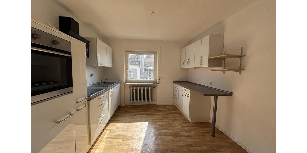 Etagenwohnung Ludwigsburg Hoheneck - 3 Zimmer, 79 m&sup2;, 790&euro; | Angebot:25852518