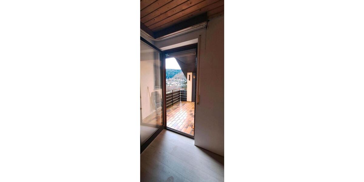 Dachgeschoßwohnung Bad Liebenzell - 2 Zimmer, 58 m&sup2;, 135.000&euro; | Angebot:26451248