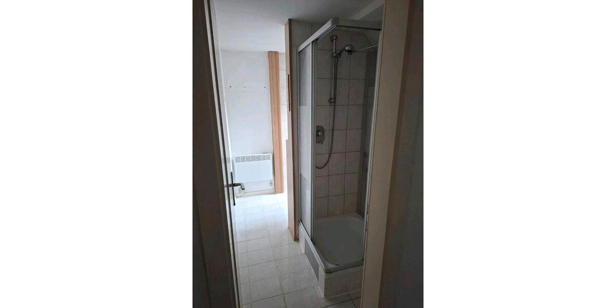 Dachgeschoßwohnung Reutlingen Reutlingen (Kernstadt) - 3.5 Zimmer, 78 m&sup2;, 730&euro; | Angebot:25992496