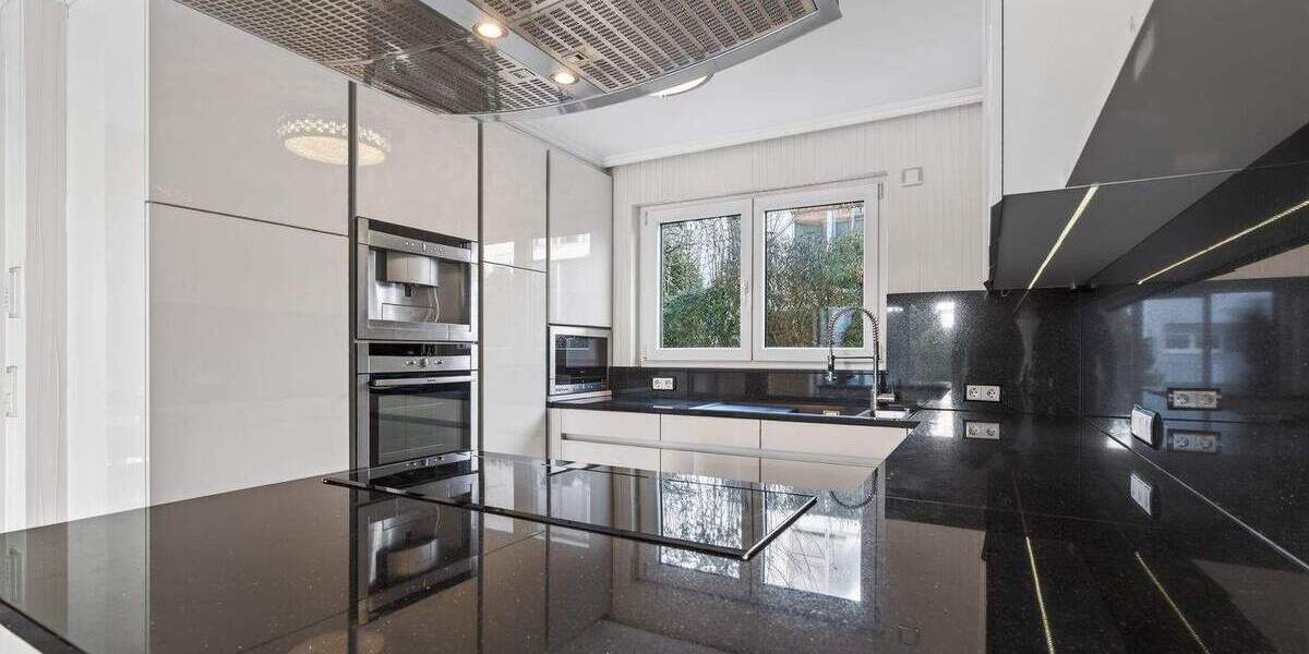 Reihenmittelhaus Stuttgart Zuffenhausen - 4 Zimmer, 132 m&sup2;, 714.000&euro; | Angebot:24738225