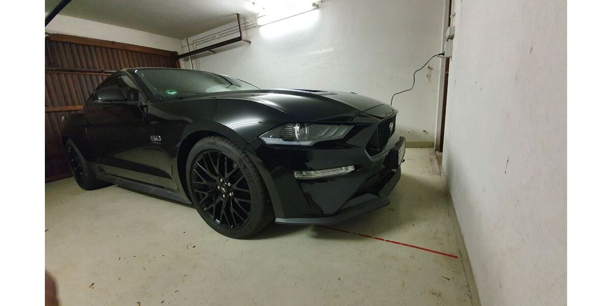 Ford Mustang 15.100 km 43.500 &euro; Reutlingen 72762
