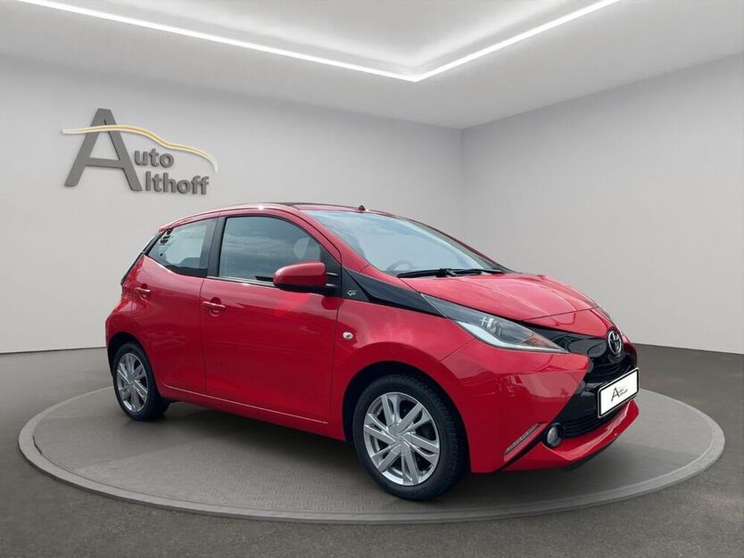 Aygo (X)