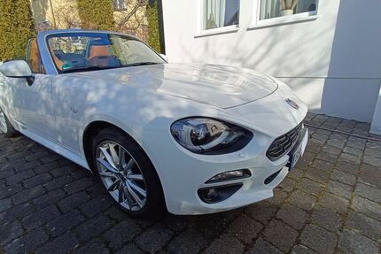 Fiat 124 Spider