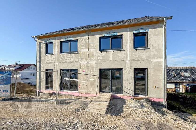 Haus zum Kaufen in Reutlingen Ohmenhausen 678.000 € 152 m²