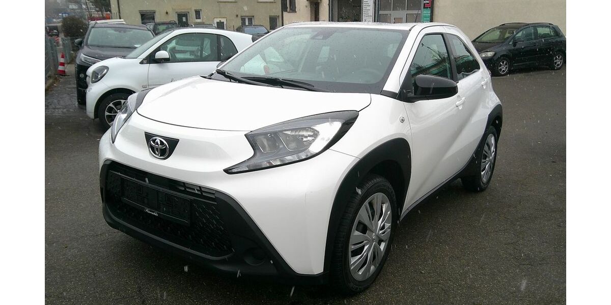 Toyota Aygo (X) 6.900 km 11.990 &euro; Sindelfingen 71065