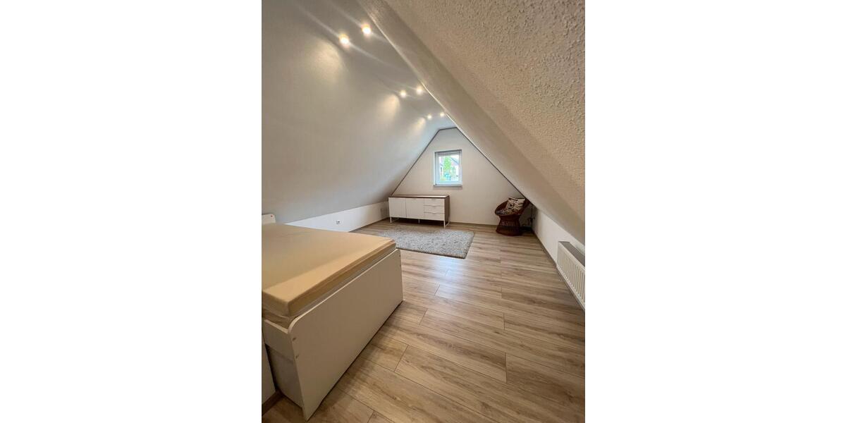 Einfamilienhaus Ammerbuch - 5 Zimmer, 110 m&sup2;, 1.450&euro; | Angebot:21710957