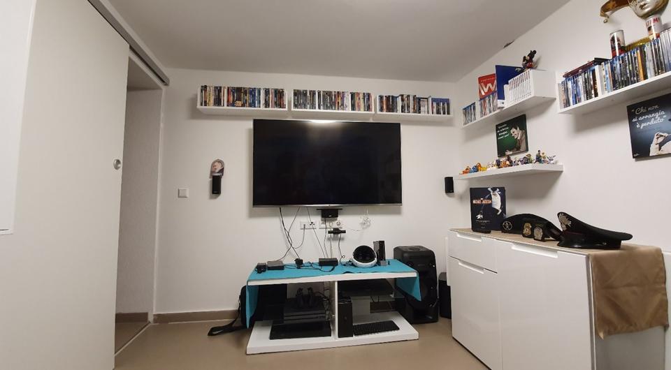 Einfamilienhaus Leonberg - 7.5 Zimmer, 140 m&sup2;, 2.000&euro; | Angebot:25174653