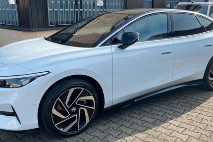 VW ID.7 13.340 km 42.590 € Renningen 71272