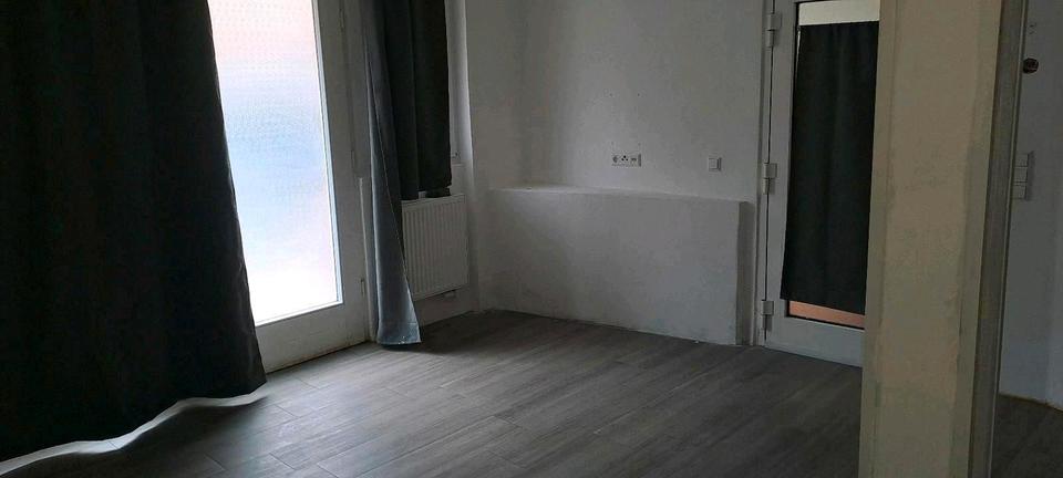 Doppelhaushälfte Nürtingen - 13 Zimmer, 210 m&sup2;, 430.000&euro; | Angebot:26786022