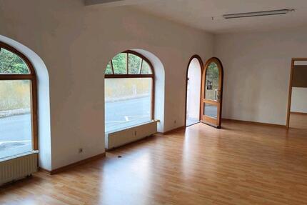 Vermiete Büro Laden Ausstellung Lager zimmer