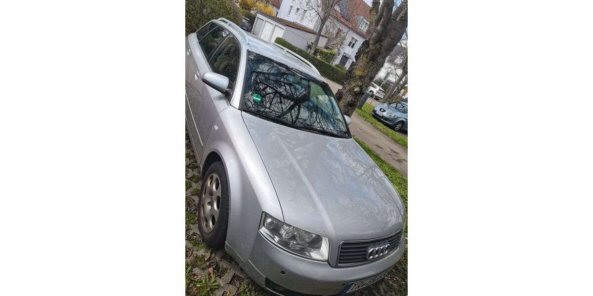 Audi A4 244.200 km 1.100 &euro; stuttgart 70378