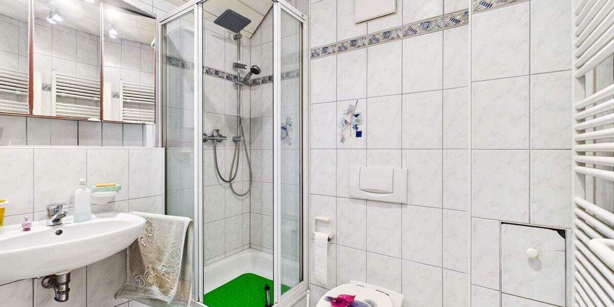 Doppelhaushälfte Böblingen - 5 Zimmer, 111 m&sup2;, 520.000&euro; | Angebot:25771172