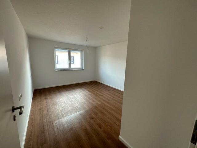 Erdgeschoßwohnung Esslingen am Neckar - 2 Zimmer, 72 m&sup2;, 1.051&euro; | Angebot:26367538