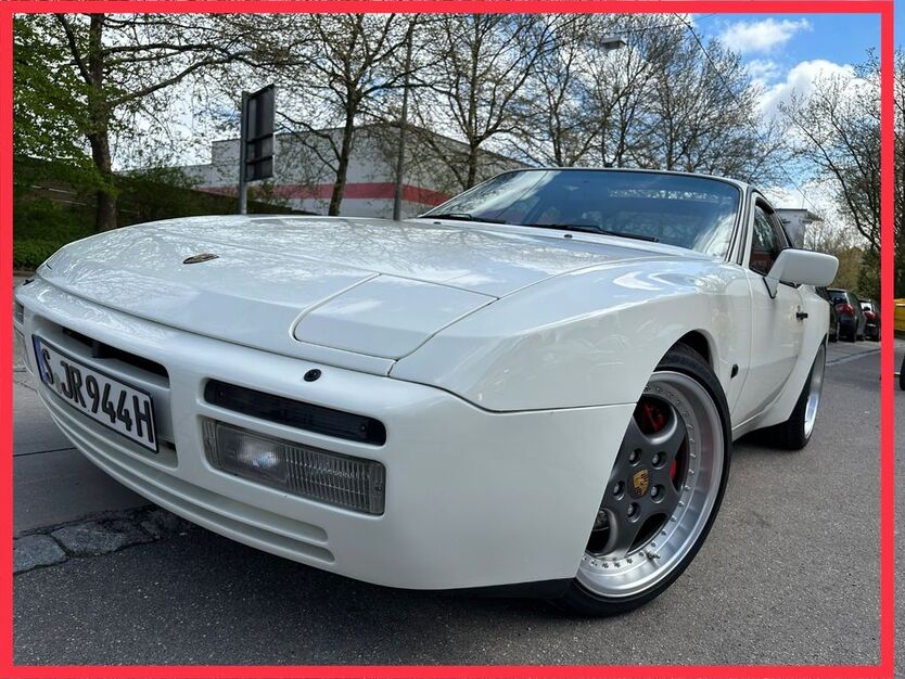 Porsche 944 99.999 km 35.999 € Stuttgart 70435