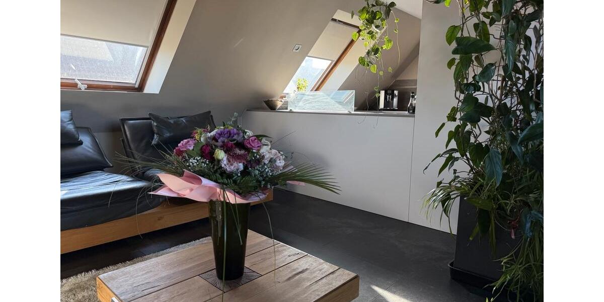 Dachgeschoßwohnung Markgröningen - 4 Zimmer, 85 m&sup2;, 379.000&euro; | Angebot:23473045