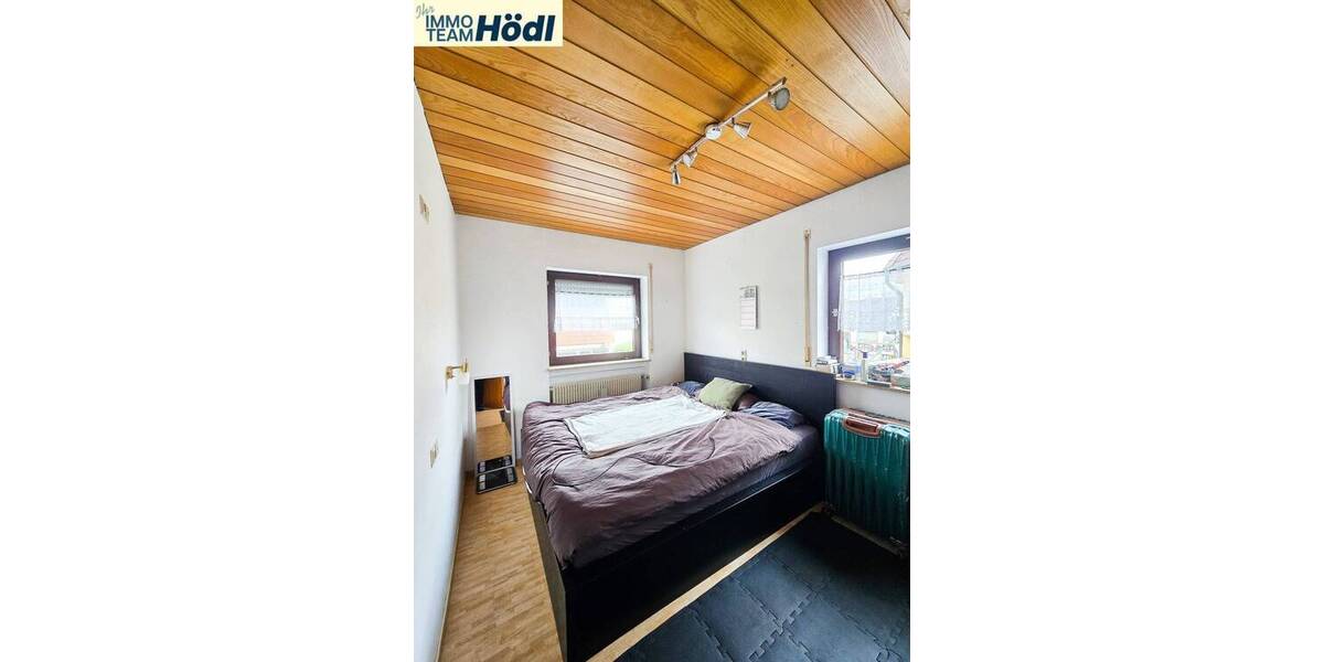 Einfamilienhaus Reutlingen Rommelsbach - 9 Zimmer, 154 m&sup2;, 349.000&euro; | Angebot:26029302