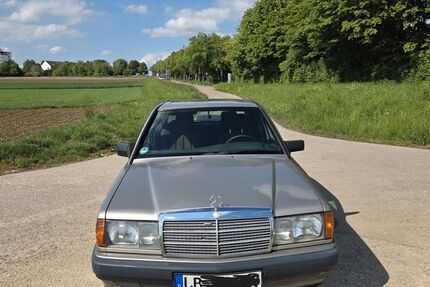 Mercedes-Benz 190 324.225 km 3.000 &euro; Vaihingen/Enz 71665
