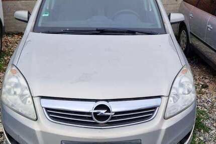 Opel Zafira 280.000 km 990 € Reutlingen 72760
