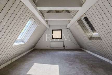 Haus zum Kaufen in Stuttgart-Hedelfingen 222.000 € 57 m² 4 zimmer