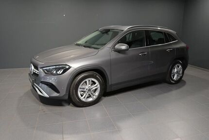 Mercedes GLA 180