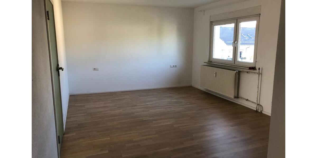 Etagenwohnung Stuttgart Degerloch - 3 Zimmer, 93 m&sup2;, 1.410&euro; | Angebot:26167390