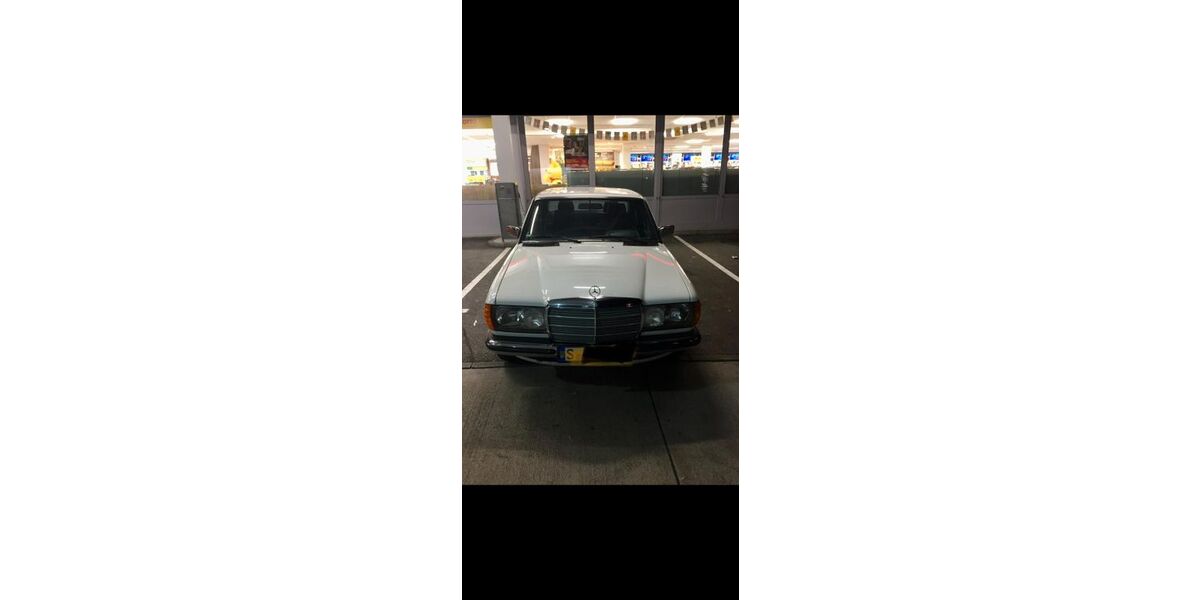 Mercedes-Benz 230 112.000 km 17.950 &euro; Magstadt 71106