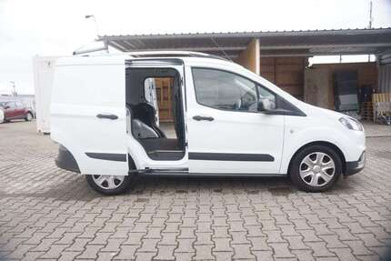 Ford Transit Courier 78.121 km 9.950 &euro; Nufringen 71154