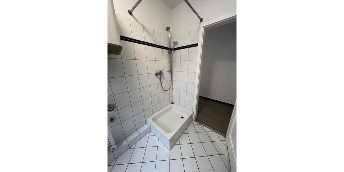 Etagenwohnung Stuttgart Mitte - 3 Zimmer, 80 m&sup2;, 1.350&euro; | Angebot:24858246