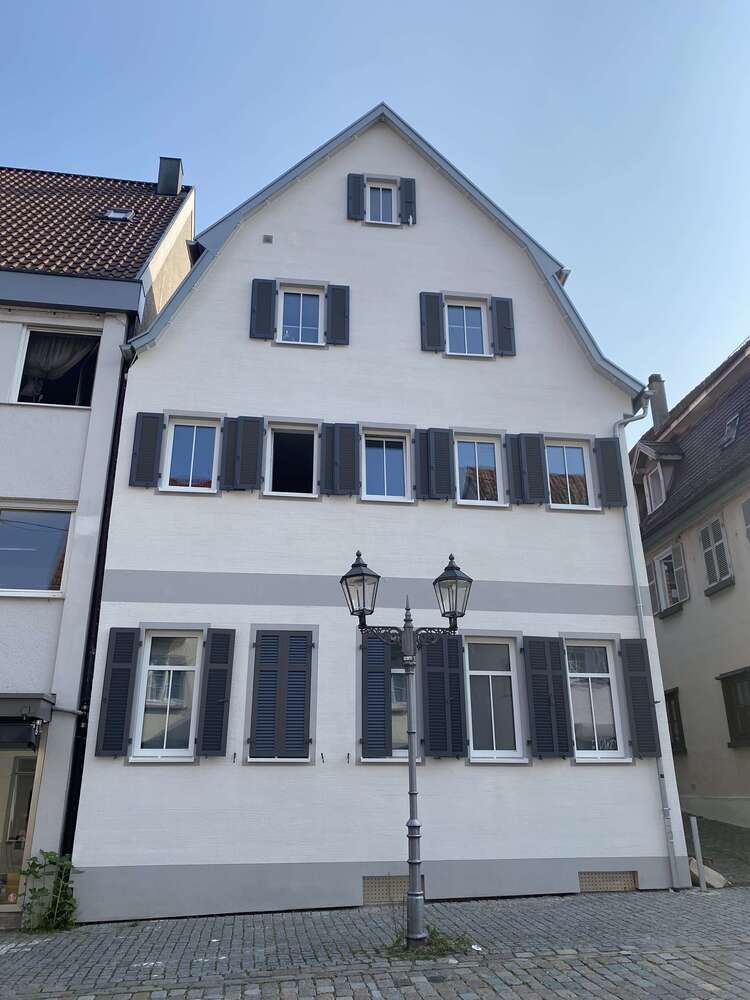 Wohnung zum Mieten in Nürtingen 1.100 € 100 m²