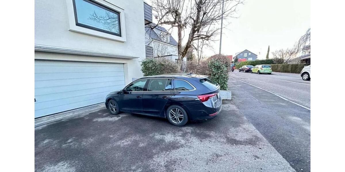 Provisionsfrei: Etagenwohnung mit 4 Zimmern 4 zimmer