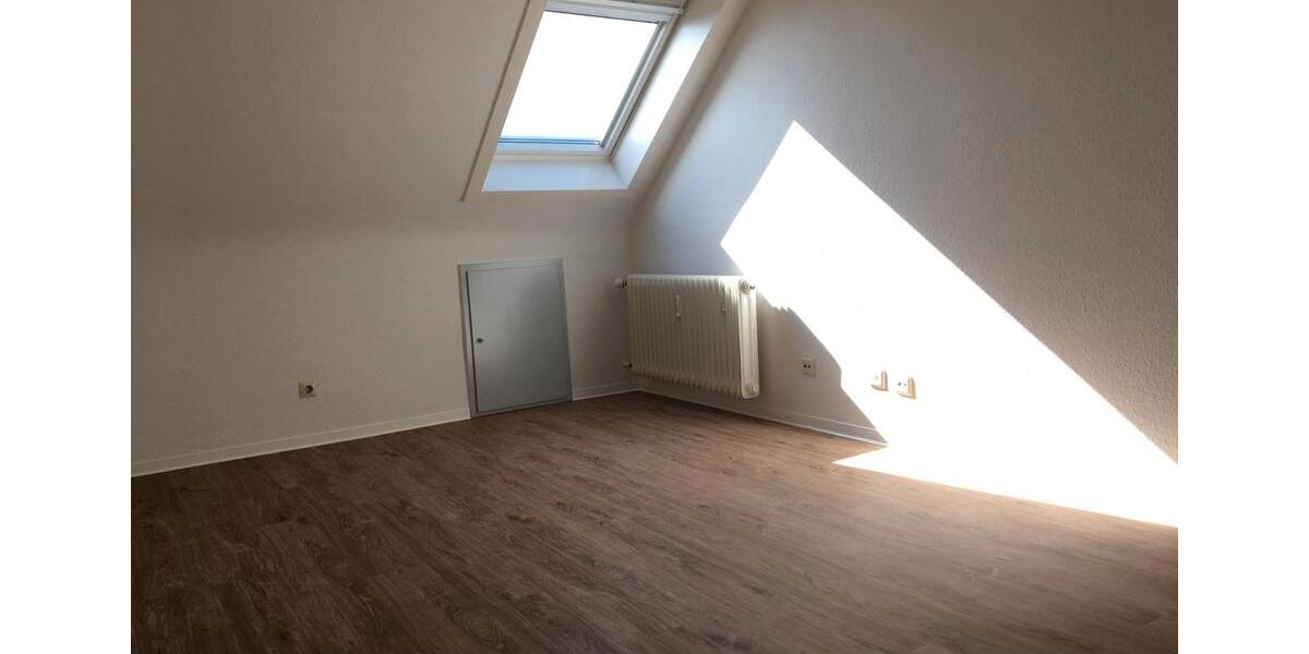 Dachgeschoßwohnung Filderstadt - 3 Zimmer, 78 m&sup2;, 319.000&euro; | Angebot:27185813