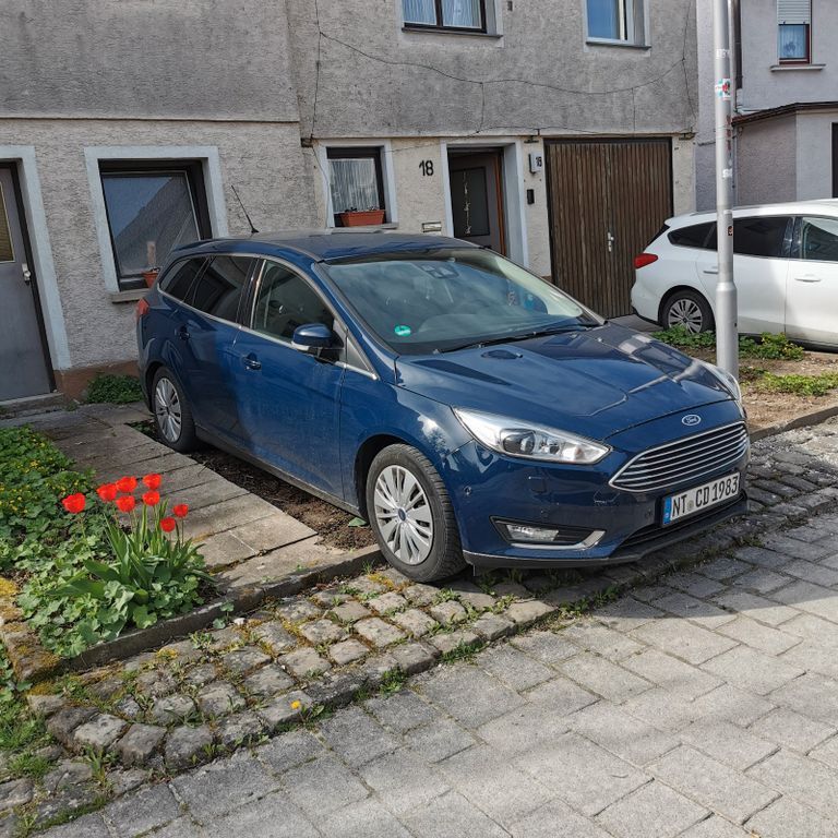 Ford Focus 166.500 km 8.000 € Unterensingen 72669