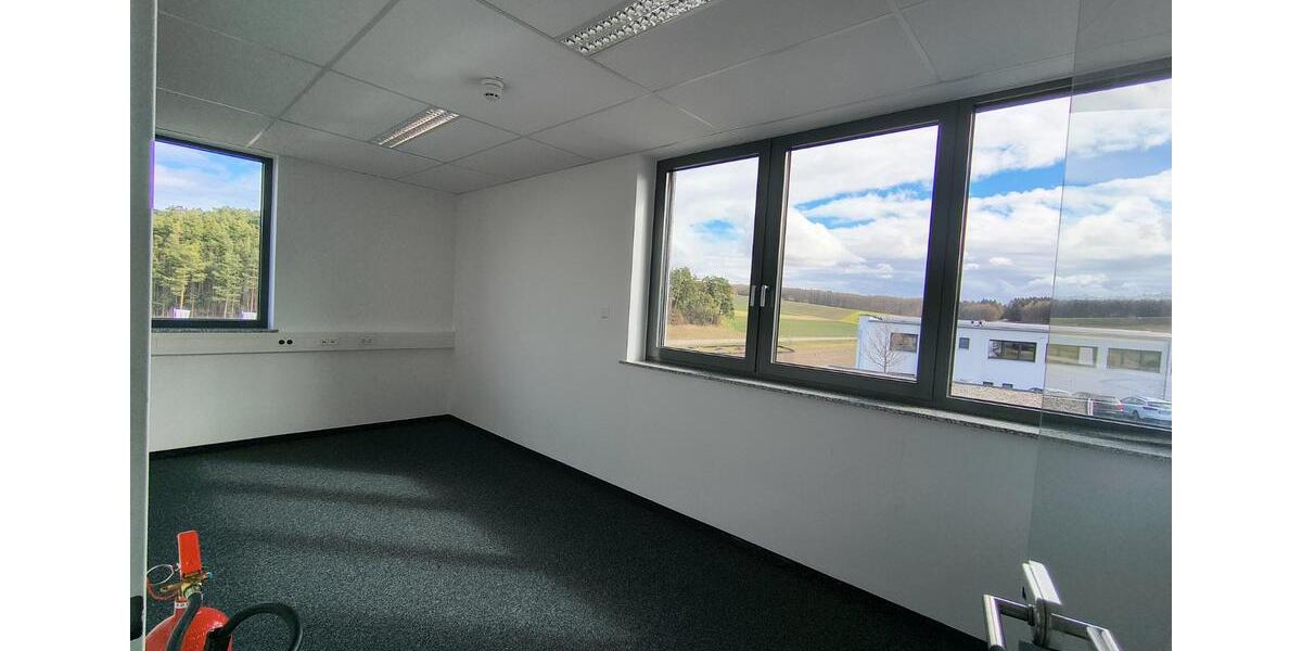 Gewerbeobjekt Weissach - 1.690&euro; | Angebot:19591920