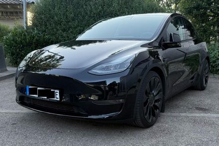 Tesla Model Y 33.055 km 37.900 &euro; Herrenberg 71083