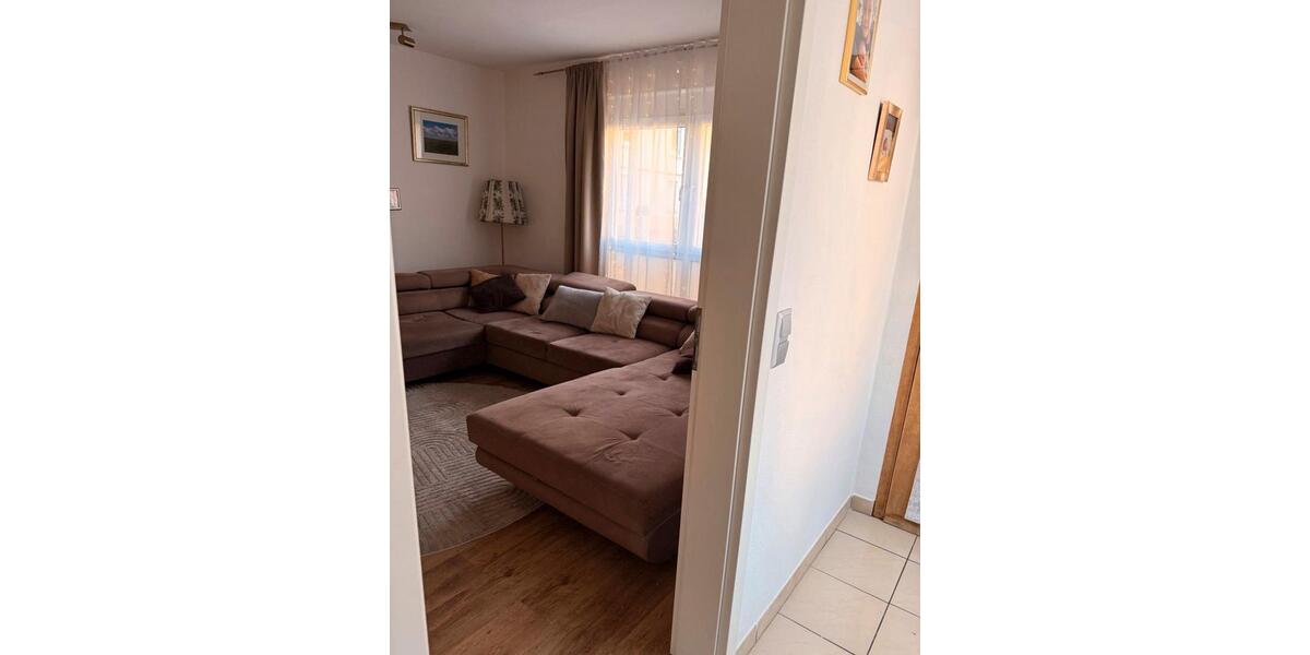 Mehrfamilienhaus, Wohnhaus Metzingen - 9 Zimmer, 240 m&sup2;, 690.000&euro; | Angebot:24256431